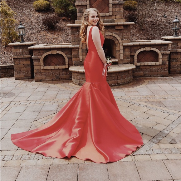 vienna fashions prom dress - Picture 2 of 4